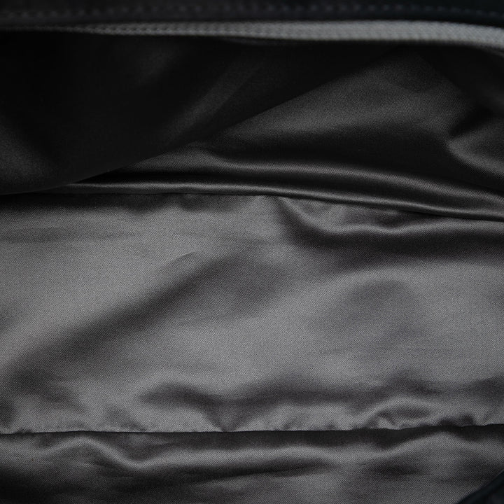 Chanel Sac porté épaule CC Matelassé Rabat simple Très grand Noir – vue 4 – GABY PARIS