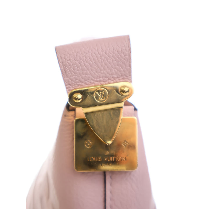 Louis Vuitton Sac à main Giant Empreinte By The Pool Marshmallow Monogram PM Rose – vue 5 – GABY PARIS
