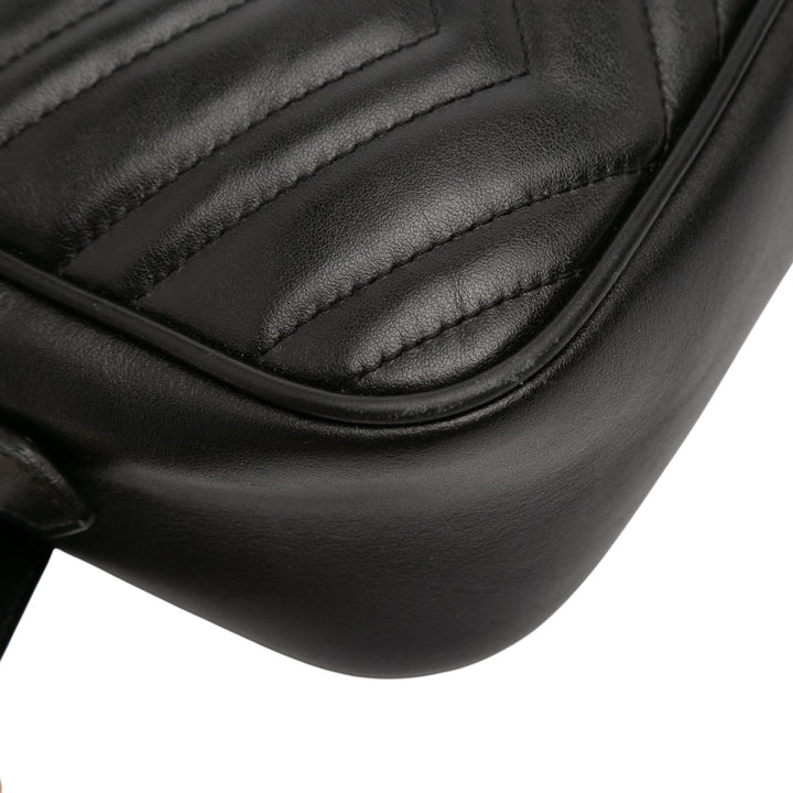 Gucci Small GG Marmont Matelasse Cuir Sac porté croisé