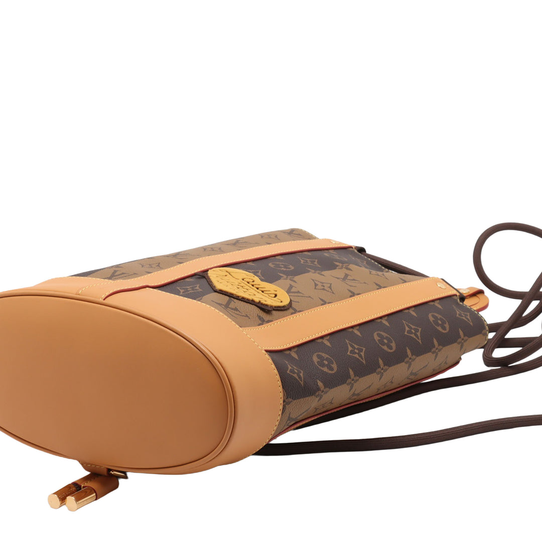 Louis Vuitton Nigo Monogram Reverse Randonnee Sac à dos