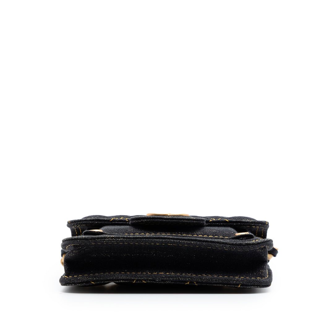Chanel Mini Matelassé Jean Double You Card Holder avec chaîne