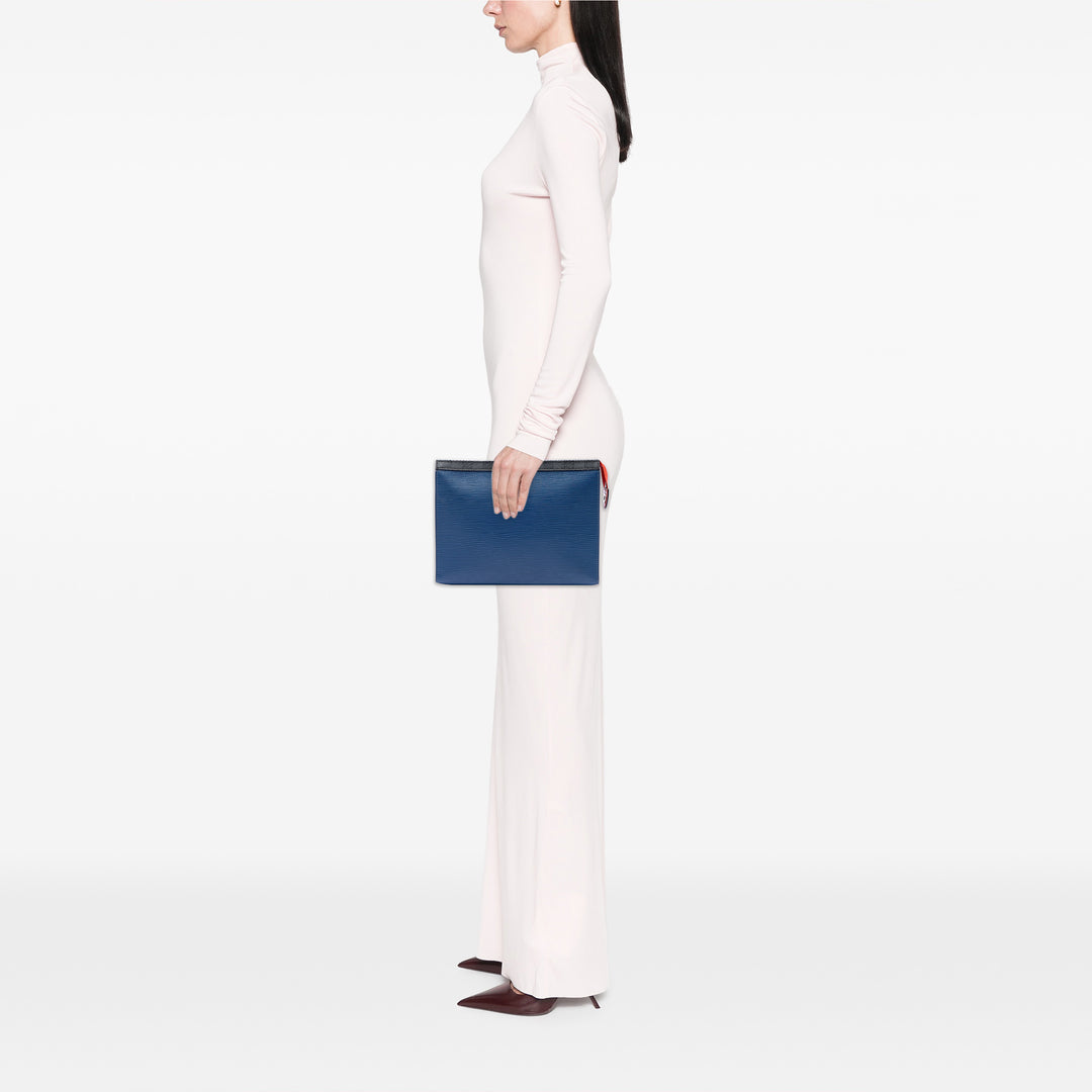 Louis Vuitton Pochette Voyage MM Cuir Épi
