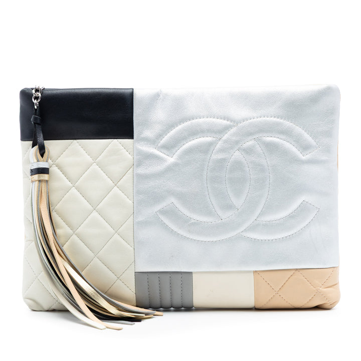 Matelassé Colorblock Patchwork O Étui Pochette Grand Cuir d'agneau Argenté