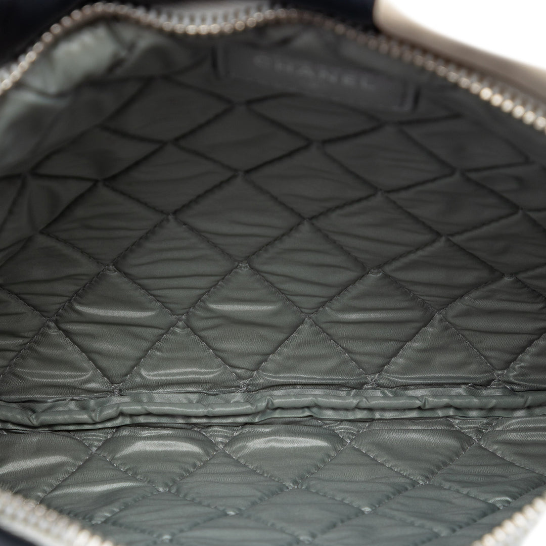 Matelassé Colorblock Patchwork O Étui Pochette Grand Cuir d'agneau Argenté