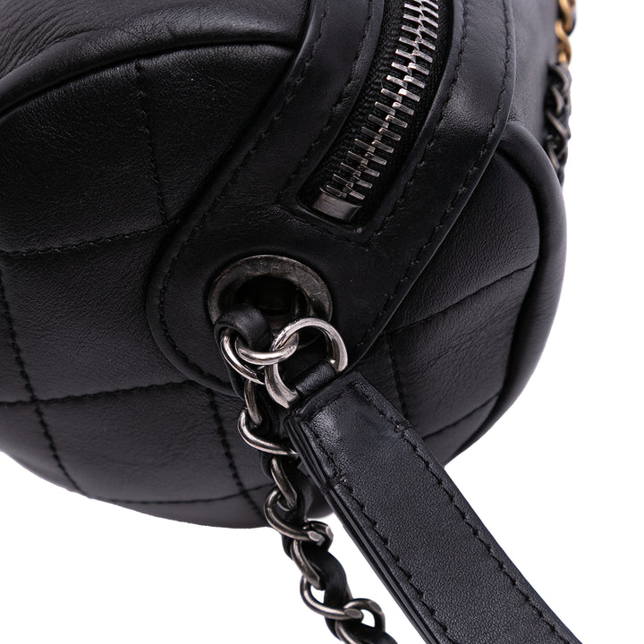 Calfskin Signature Chain 20s Bowling Bag Black - Gaby Paris