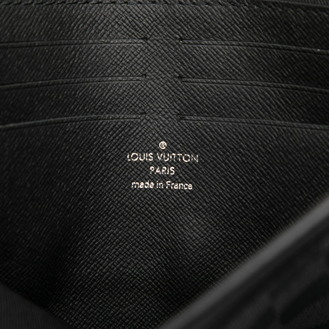 Louis Vuitton Damier Graphite Pochette Voyage MM