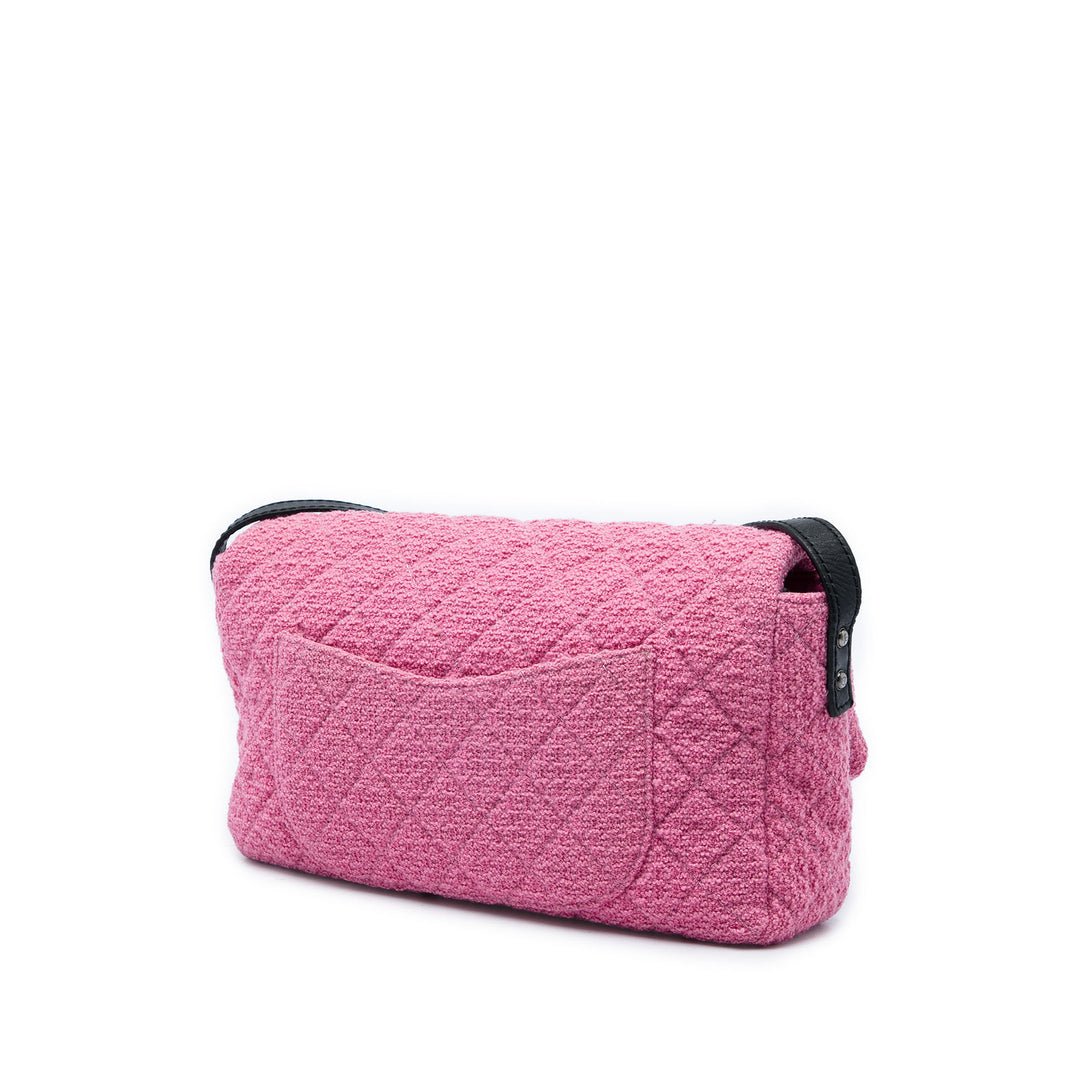 Chanel Matelassé Reissue 2.55 Easy Messenger à rabat Jumbo Tweed Rose – vue 2 – GABY PARIS