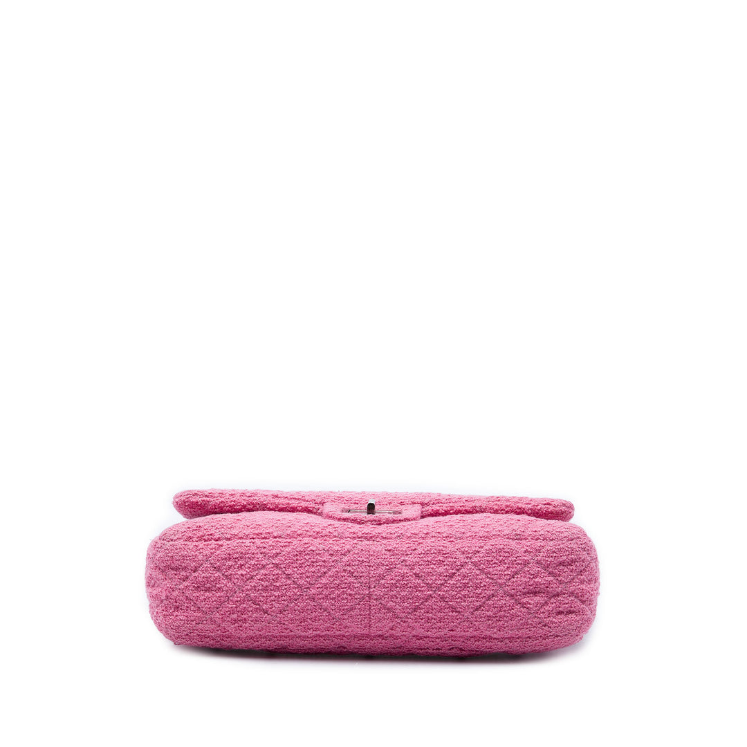 Chanel Matelassé Reissue 2.55 Easy Messenger à rabat Jumbo Tweed Rose – vue 3 – GABY PARIS