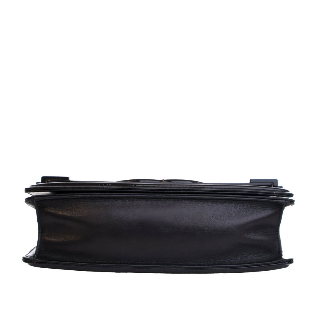 Patent and Acrylic Striped Boy Brick Horizontal Flap Black - Gaby Paris