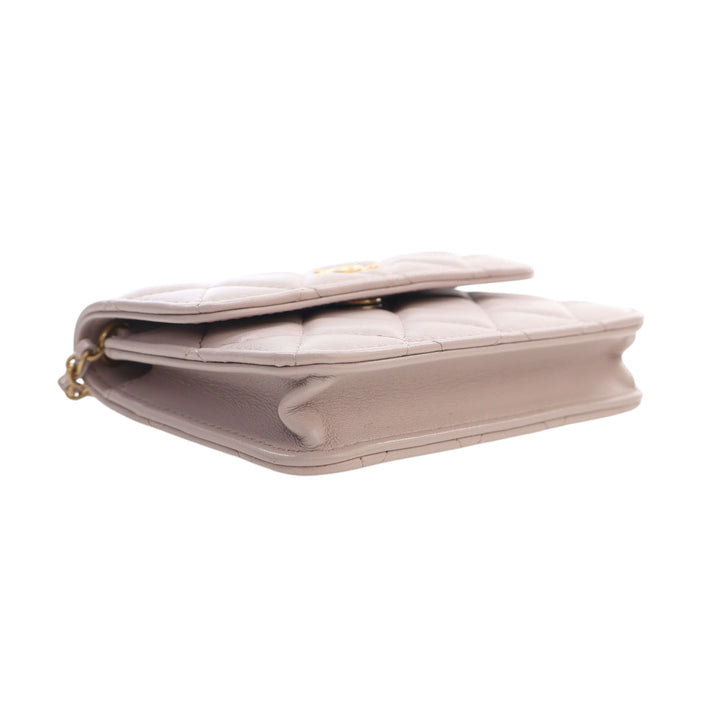 Perle Crush Pochette avec chaîne Mini Cuir d'agneau Rose