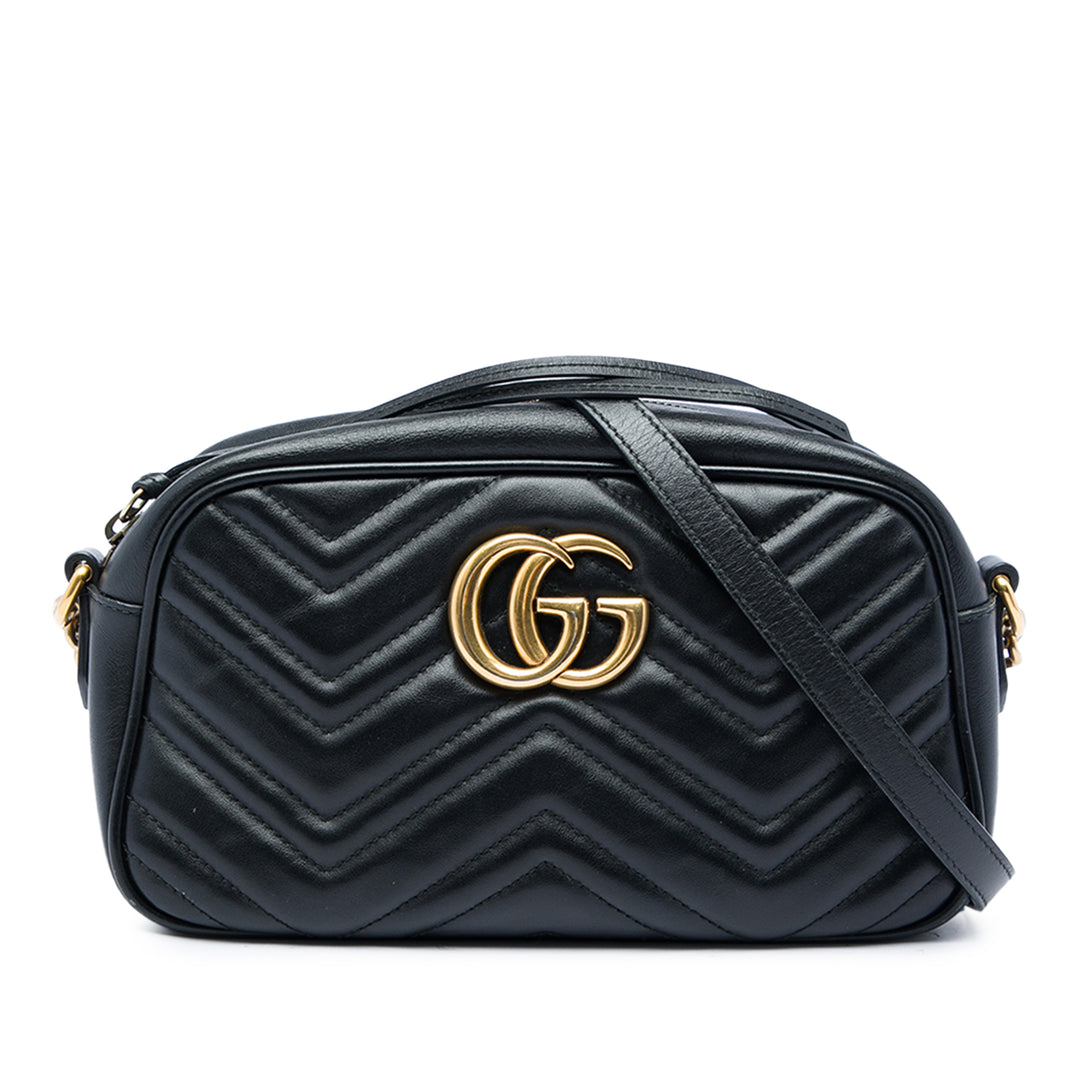 Gucci Sac bandoulière GG Marmont Matelasse Petit Cuir de veau Noir – vue principale – GABY PARIS