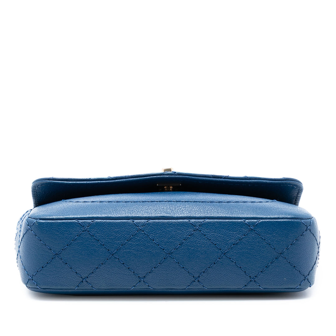 Chanel Mini Matelassé Cuir de chèvre Coco Curve à rabat
