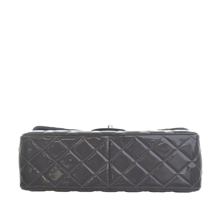 Chanel Jumbo Classic Striped Cuir verni Double rabat