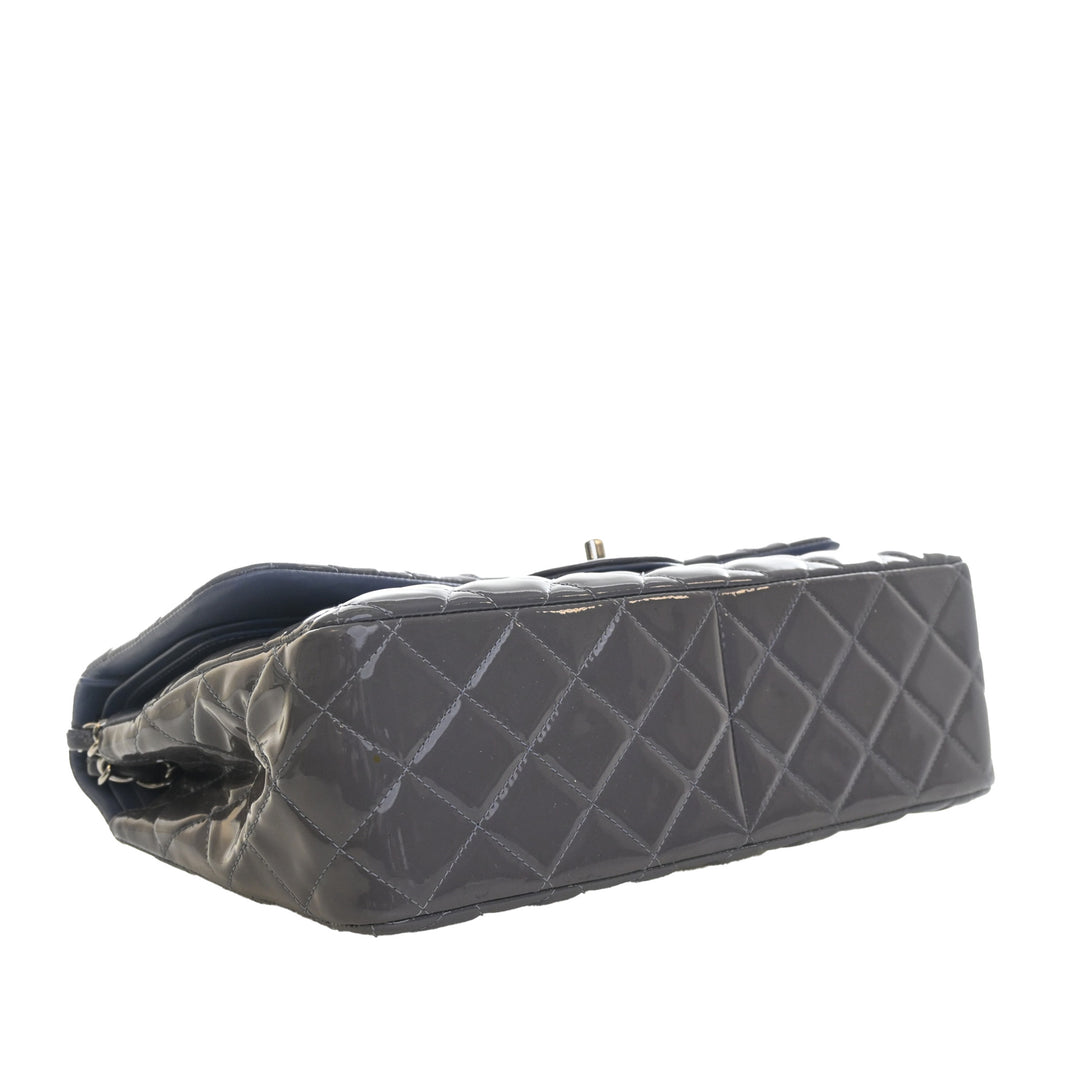 Chanel Jumbo Classic Striped Cuir verni Double rabat