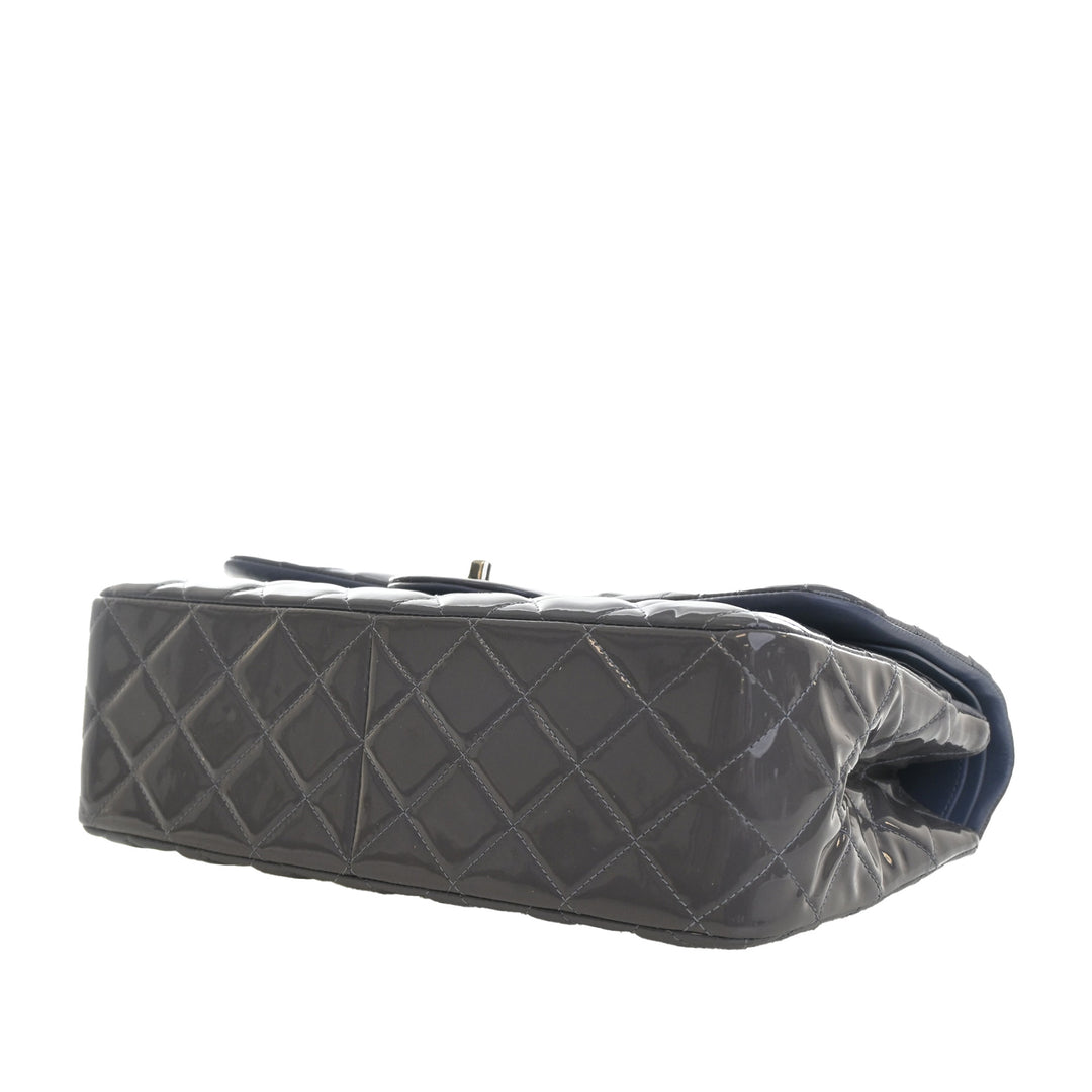 Chanel Jumbo Classic Striped Cuir verni Double rabat