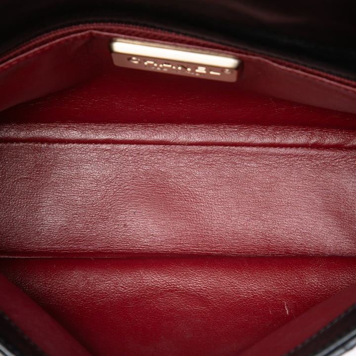 Chanel Matelassé Westminster Perle à rabat Moyen Cuir d'agneau Noir – vue 4 – GABY PARIS
