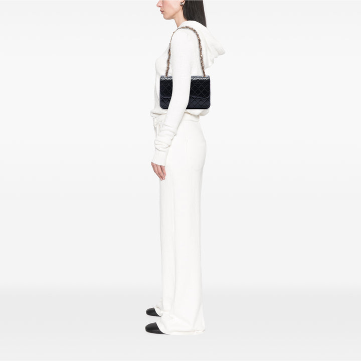 Chanel Matelassé Westminster Perle à rabat Moyen Cuir d'agneau Noir – vue 6 – GABY PARIS