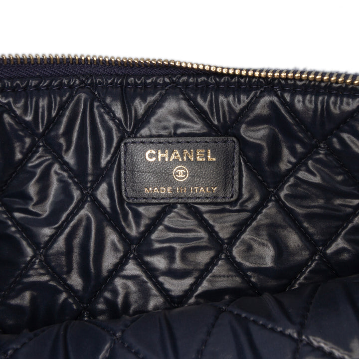 Medium CC Quilted Velvet O Case Clutch Blue - Gaby Paris