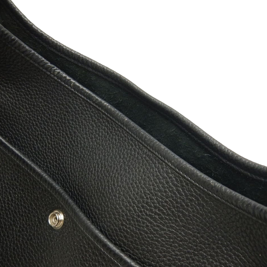 Evelyne III 29 Clémence Noir