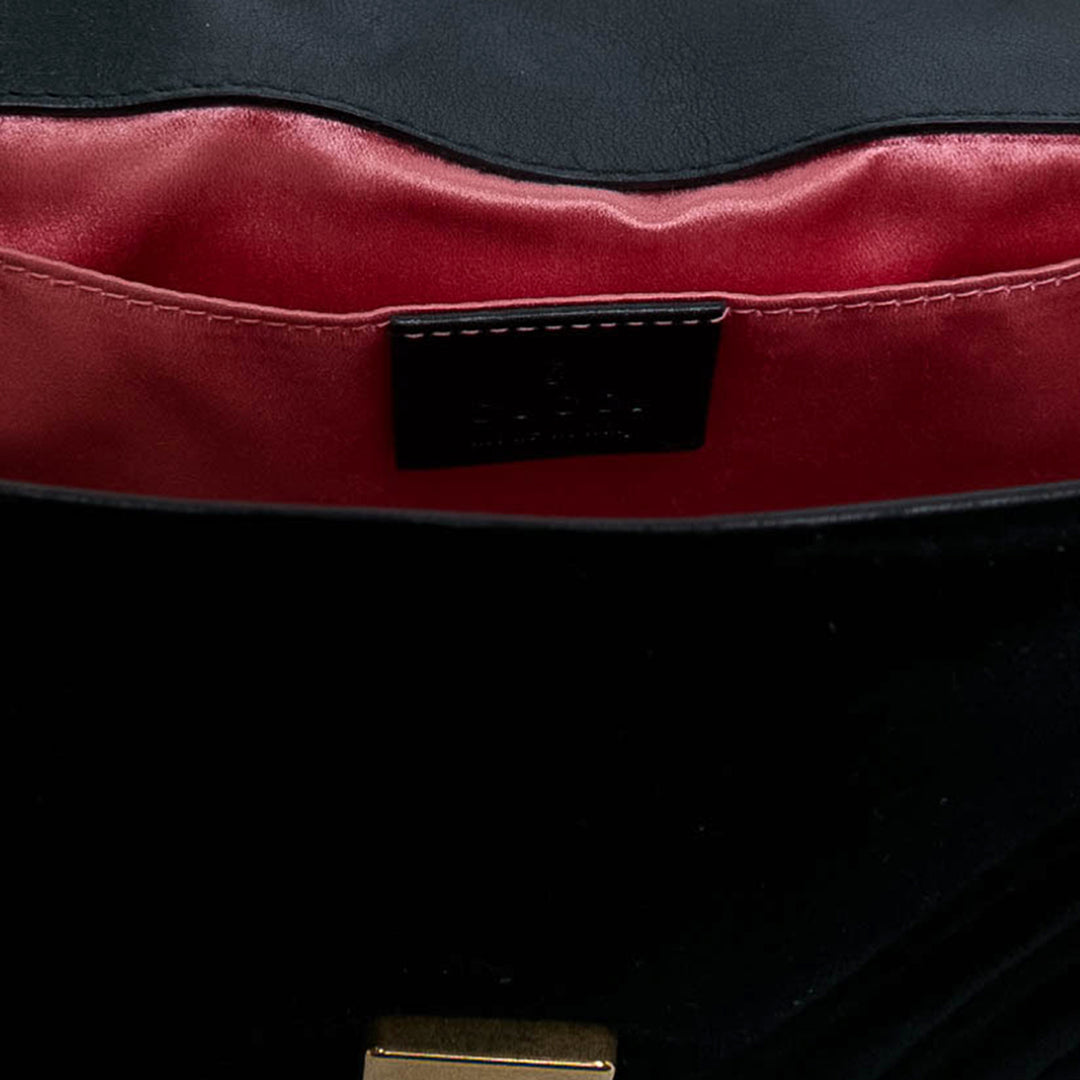 Gucci Sac porté épaule GG Marmont Matelasse Petit Noir – vue 5 – GABY PARIS