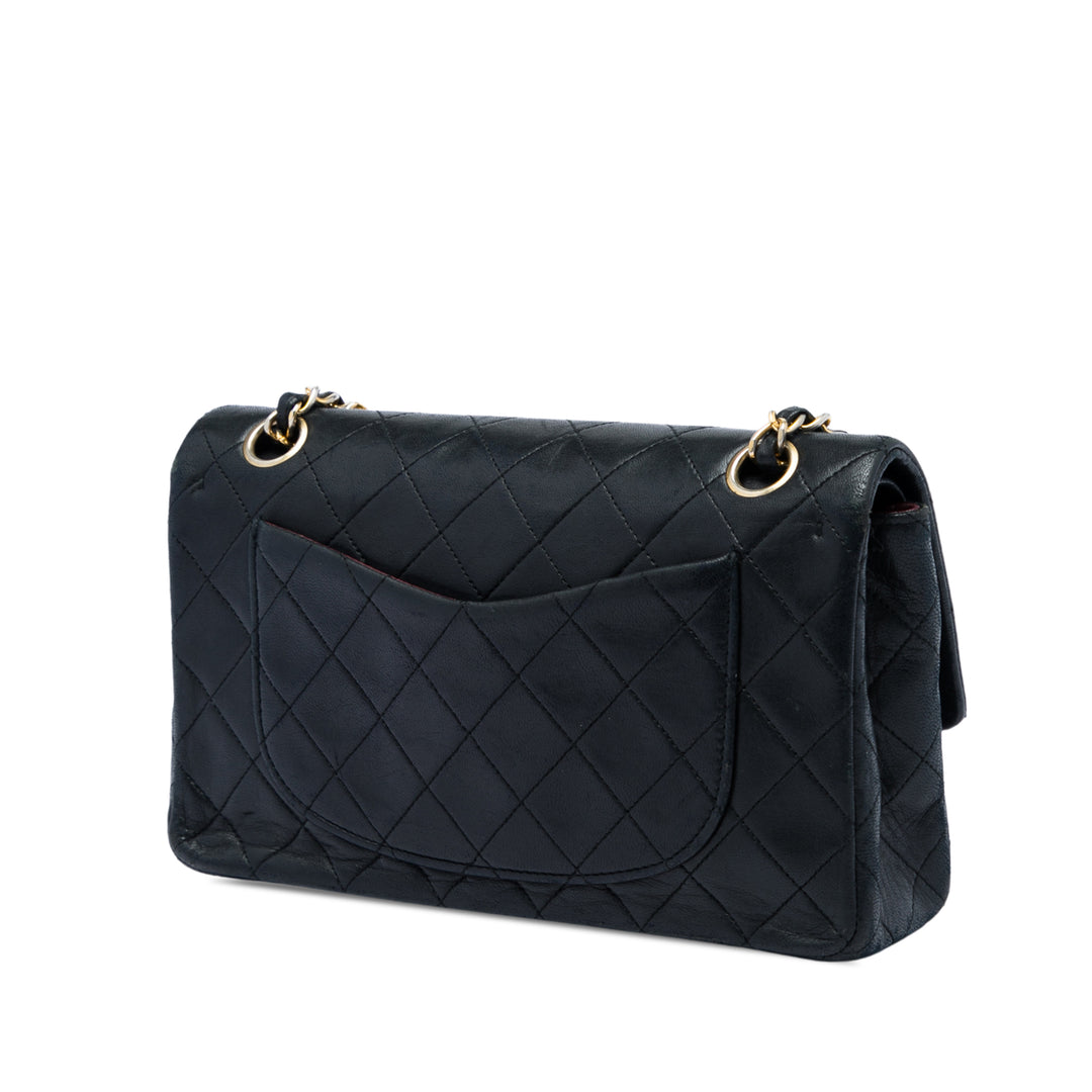 Chanel Sac porté épaule Classic Double rabat Petit Cuir d'agneau Noir – vue 2 – GABY PARIS