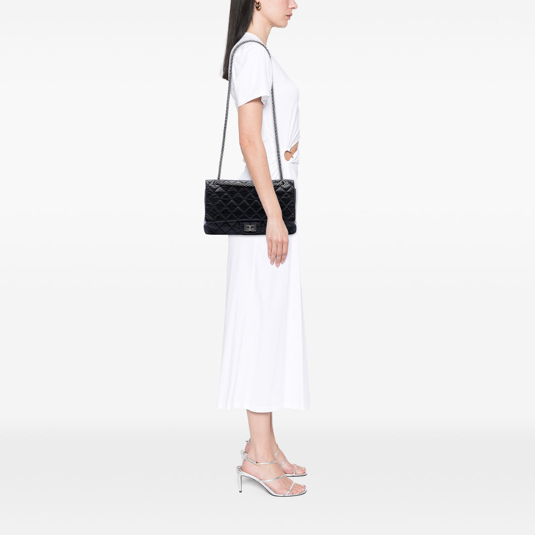 Chanel Matelassé vieilli Reissue 2.55 Double rabat 227 Cuir de veau Noir