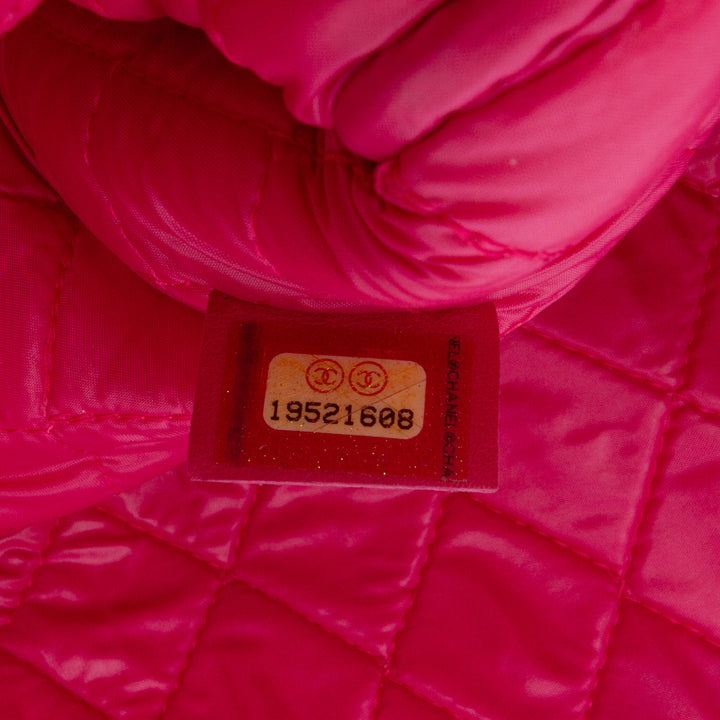 Chanel Large Matelassé Cuir d’agneau O Étui Pochette – GABY PARIS Authentique