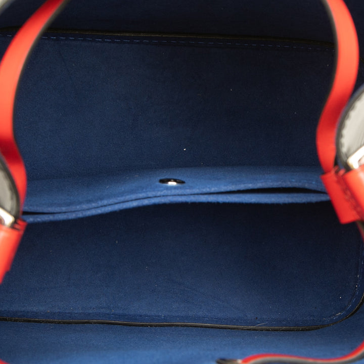 Louis Vuitton Neonoe BB Épi Noir – vue 4 – GABY PARIS