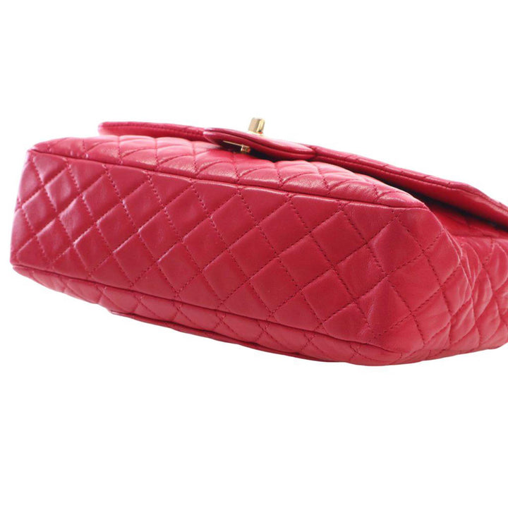 Chanel Medium Classic Cuir d’agneau Simple rabat