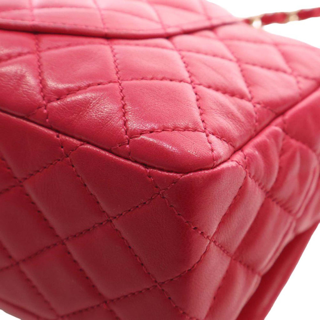 Chanel Medium Classic Cuir d’agneau Simple rabat