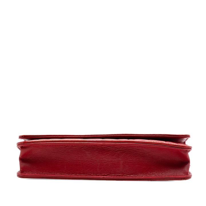 Chanel CC embossé Cuir verni Camellia Wallet on Chain