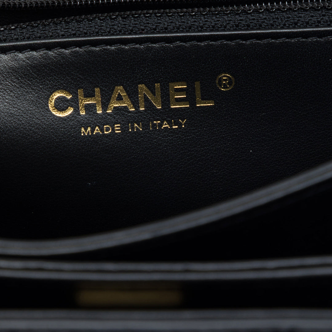 Chanel CC Matelassé Cuir verni Accordion Pushlock anse supérieure à rabat