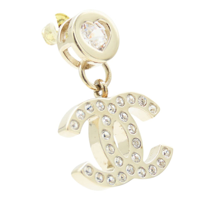 Chanel CC plaqué Rhinestone Heart fermoir poussette Boucles d’oreilles – GABY PARIS Authentique