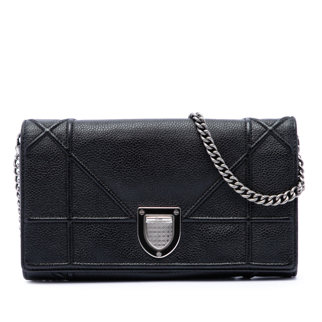 Dior grainé Diorama Croisiere Wallet on Chain Cuir de veau grainé Noir – vue principale – GABY PARIS