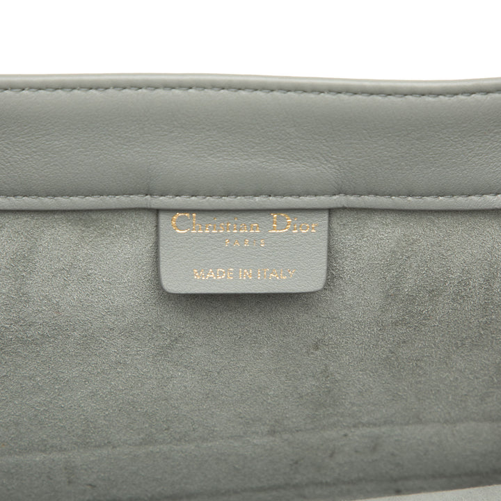 Dior Medium embossé Cuir Book Cabas