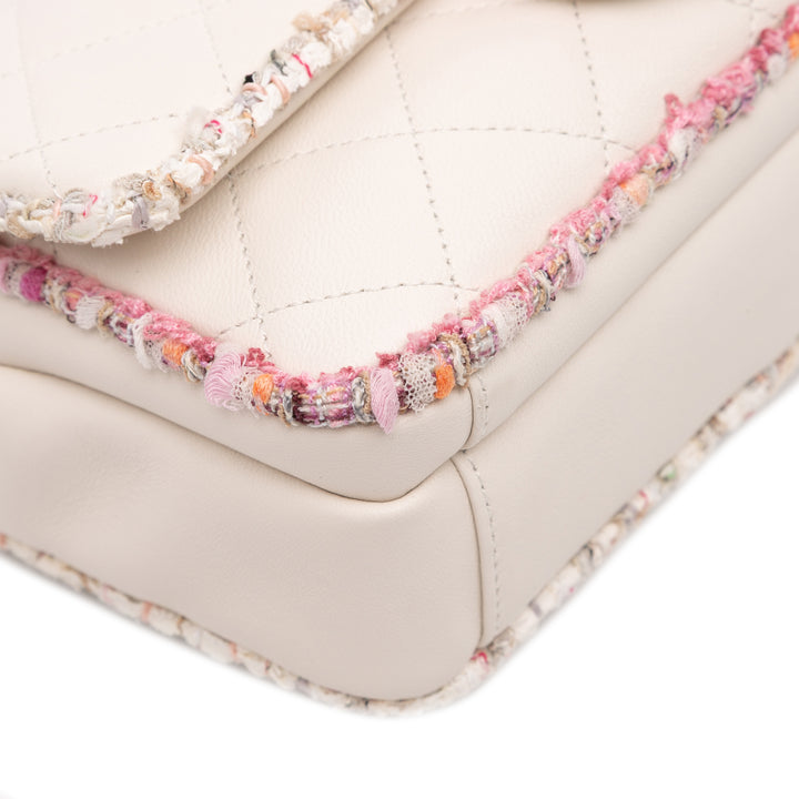 Chanel Quilted Cuir d’agneau and Tweed Elegant Trim Flap Blanc