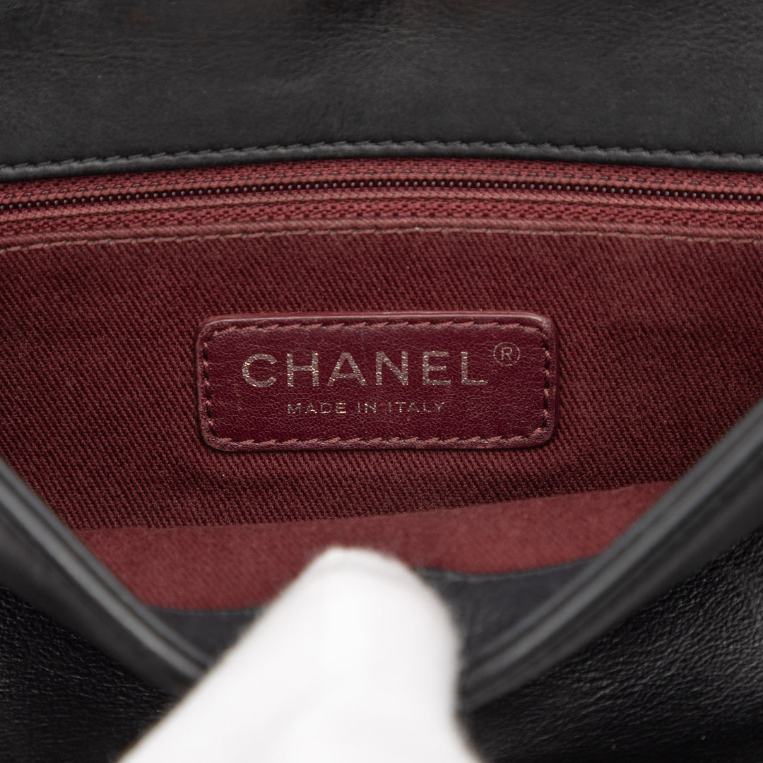 Chanel Small Diamond embossé Cuir de veau New Chic à rabat