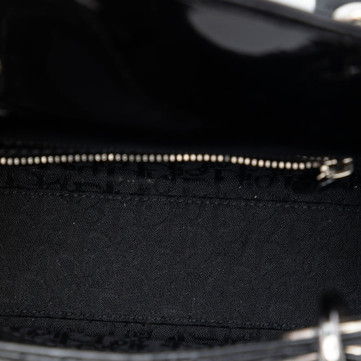Dior Mini Cuir verni Cannage Lady Dior