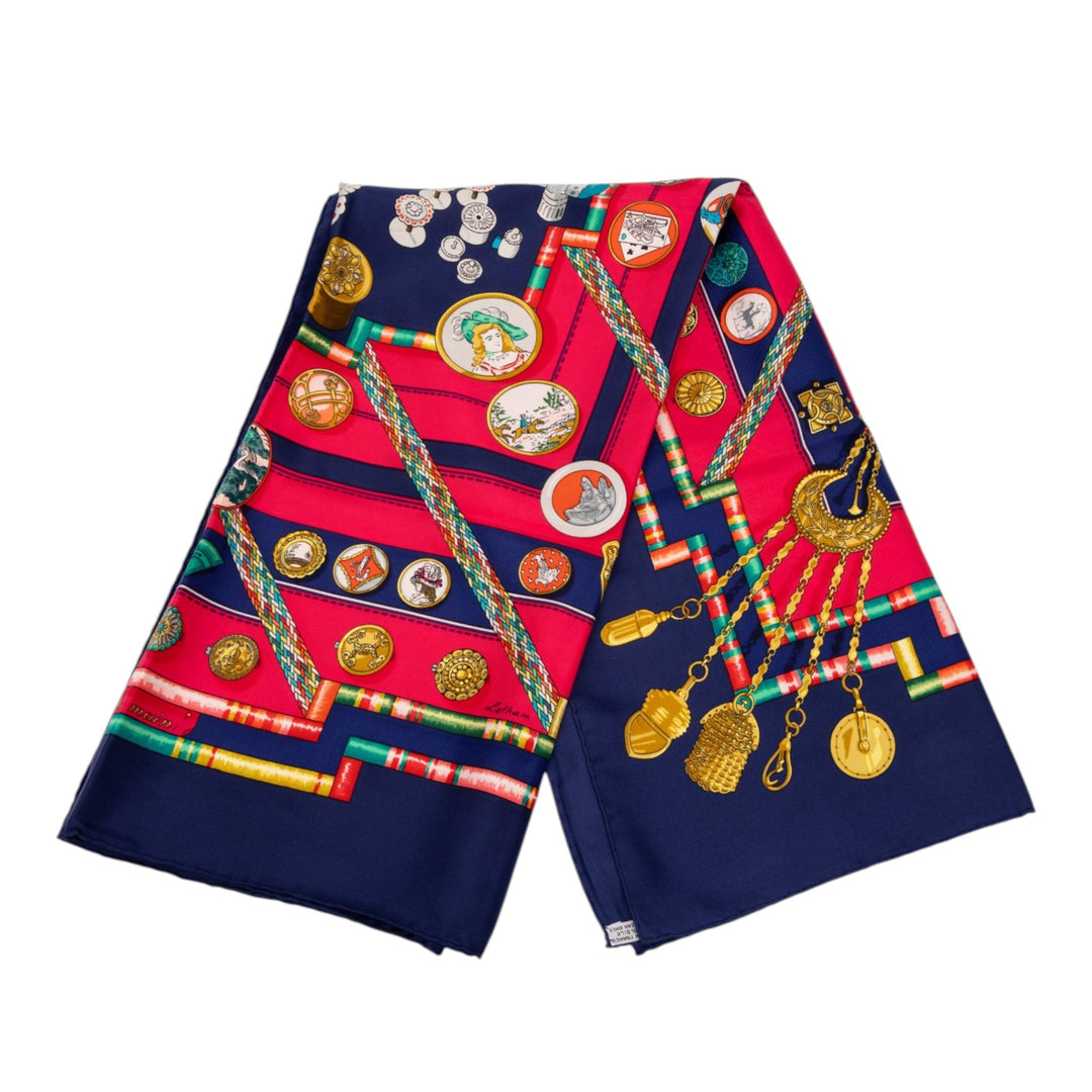 Hermès Carré Main 90 Petite Bleu – vue principale – GABY PARIS