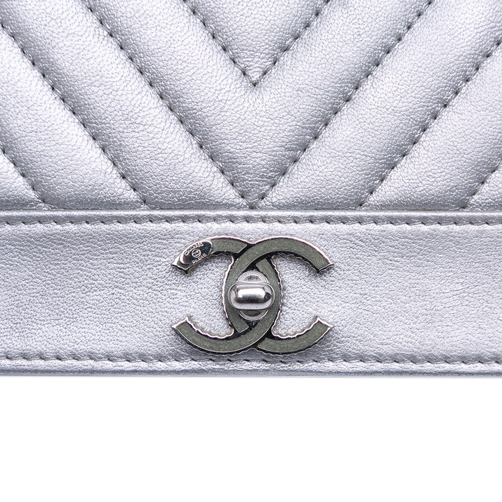 Chevron Quilted Metallic Lambskin Mademoiselle Wallet On Chain Silver - Gaby Paris