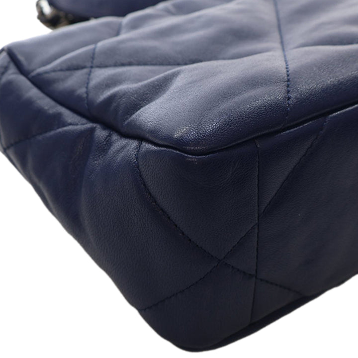 Chanel Medium Cuir d’agneau 19 à rabat