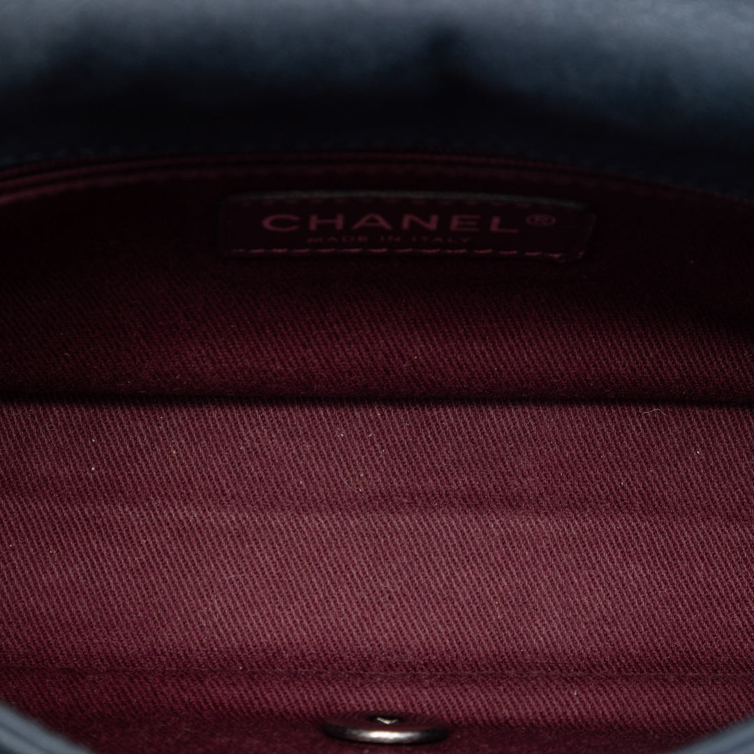 Chanel Small Diamond embossé Cuir de veau New Chic à rabat
