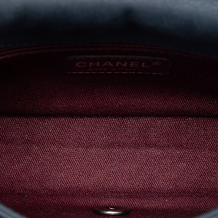 Chanel Small Diamond embossé Cuir de veau New Chic à rabat