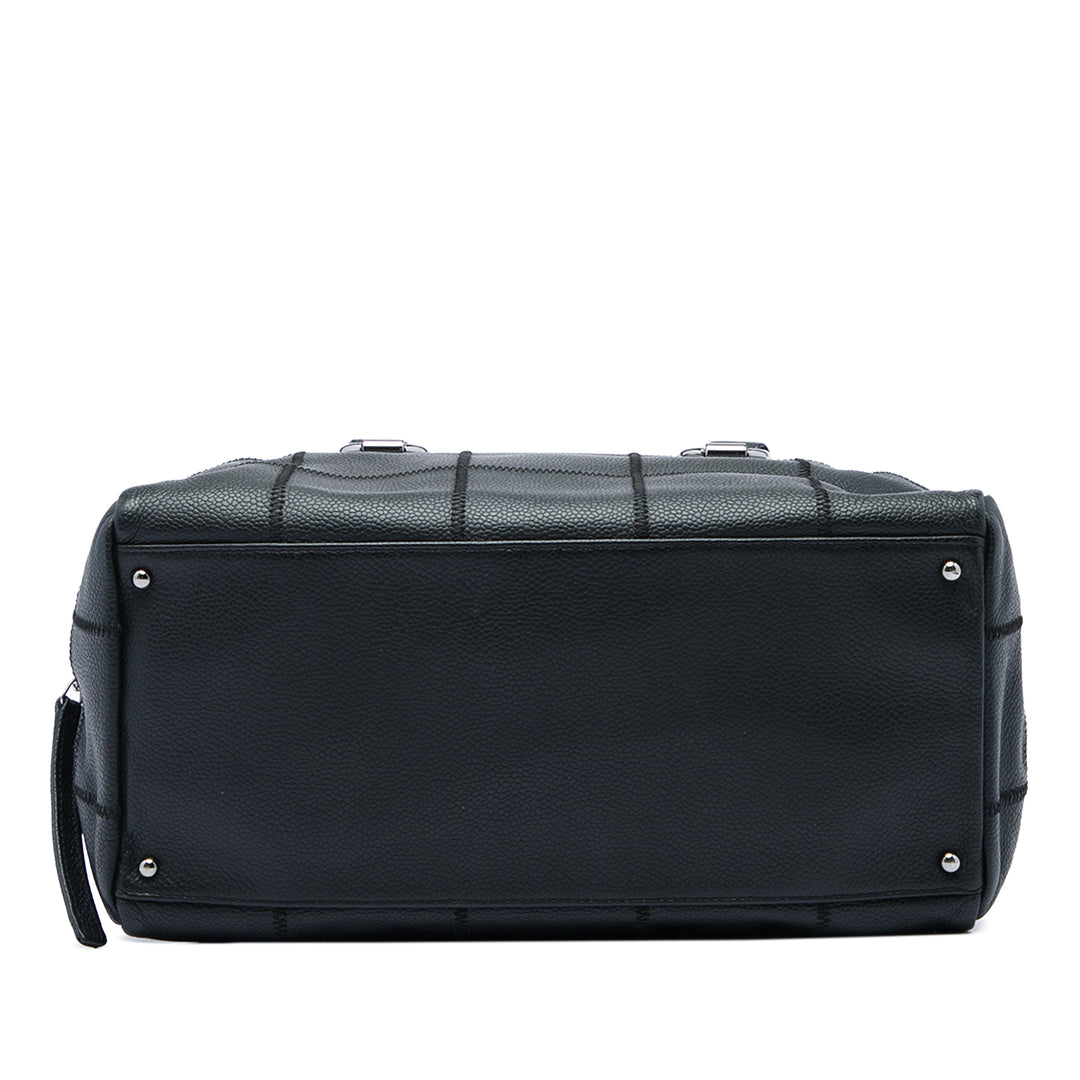 Chanel Chocolate Bar Sac Cuir caviar Noir