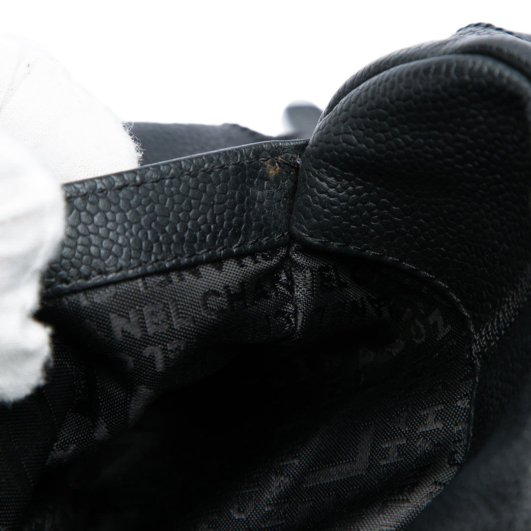 Chanel Chocolate Bar Sac Cuir caviar Noir