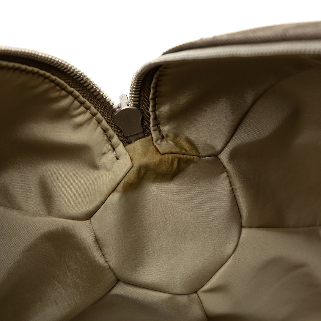 Louis Vuitton Damier Geant Attaquant Tissu