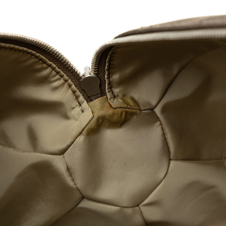 Louis Vuitton Damier Geant Attaquant Tissu