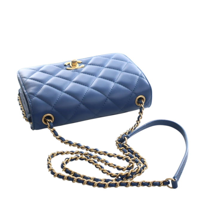 Chanel Small Matelassé Cuir de veau Everyday Chic à rabat