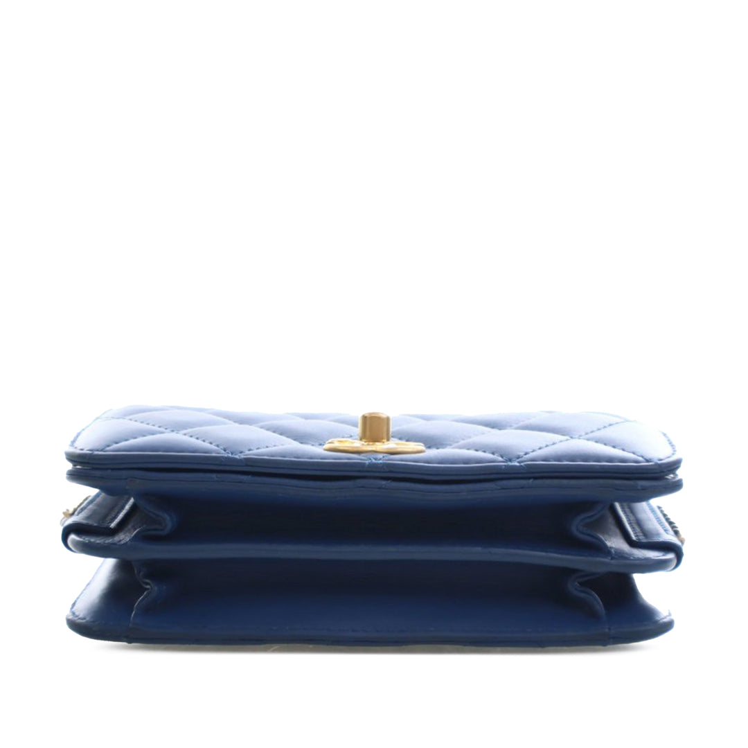 Chanel Small Matelassé Cuir de veau Everyday Chic à rabat