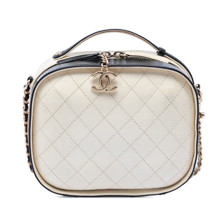 Chanel Small CC Crumpled Cuir de veau Vanity